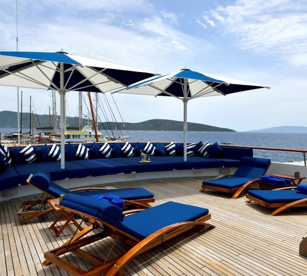 The Mercy Boys - Sundeck Sun Loungers