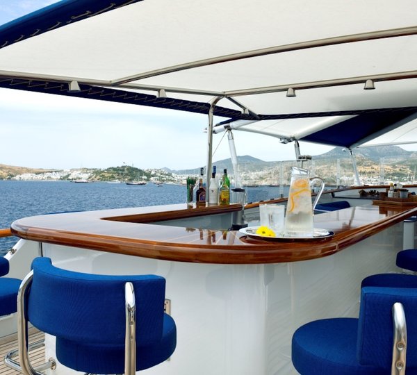 The Mercy Boys- Sundeck Bar