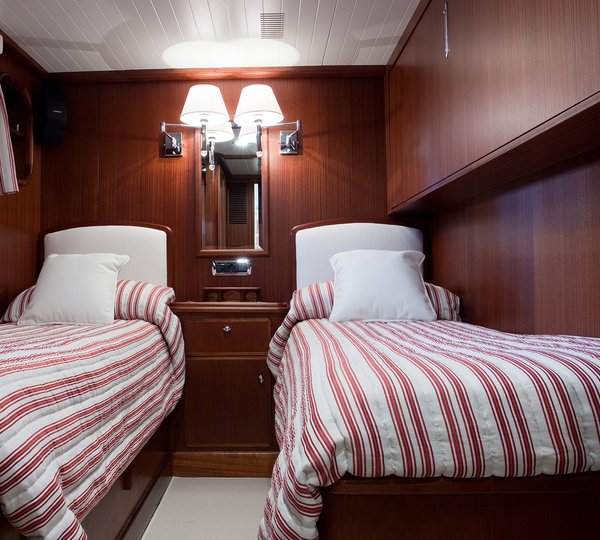 Twin Cabin With Upper Pullman Berth