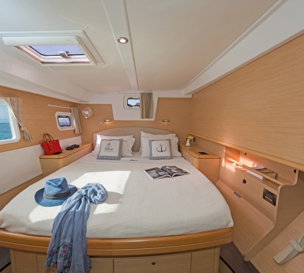 Aft guest cabin
