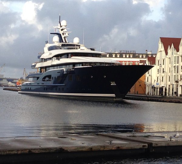 Yacht 'Solange' Stavanger Harbour - By Pål Leiren