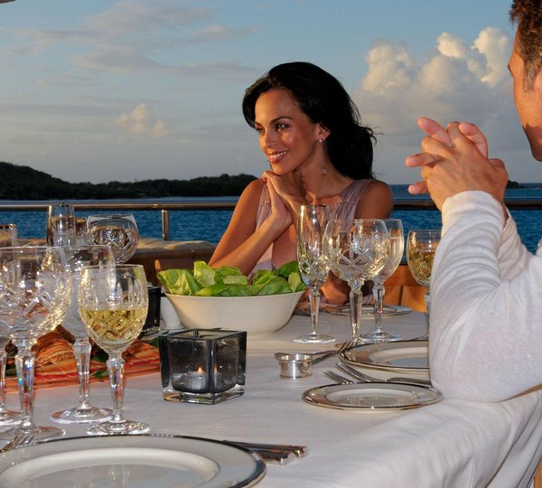 Yacht HARLE By Feadship - Alfresco Entertaining At Sunset