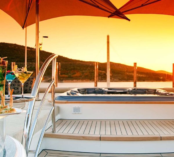 Yacht MARY JEAN II By ISA - Jacuzzi At Sunset