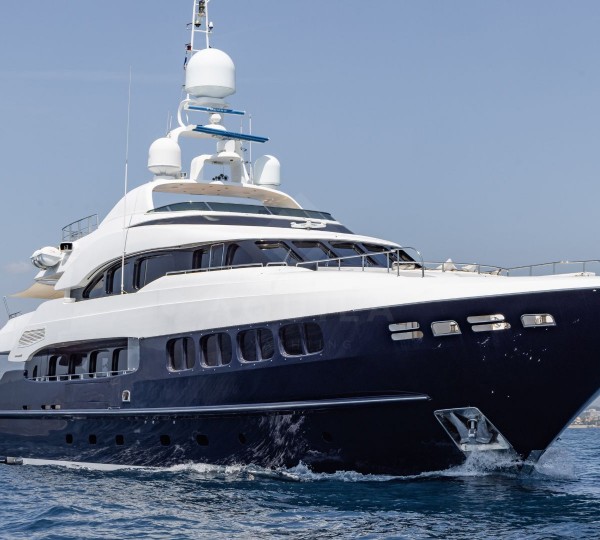 Yacht My Way V Charter