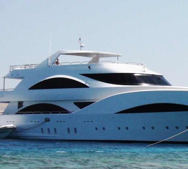 Yacht Seven Spices - Main