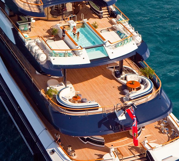 Yacht Solandge - Aft Decks