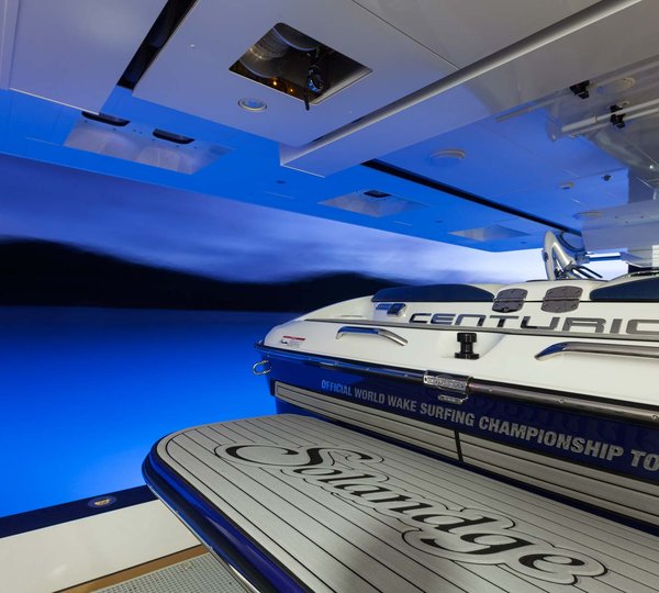 Yacht Solandge - Tender Garage 