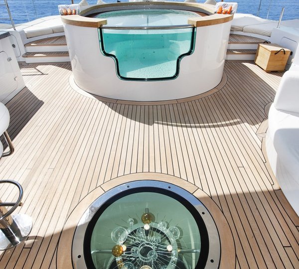 Yacht Talisman C Jacuzzi