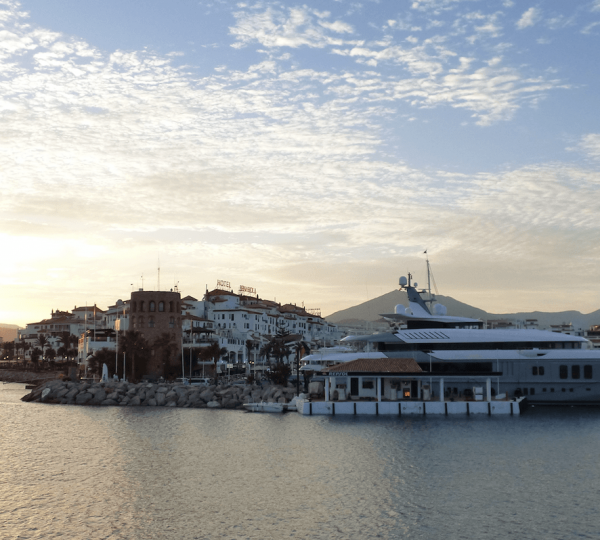 Yacht Charter Location