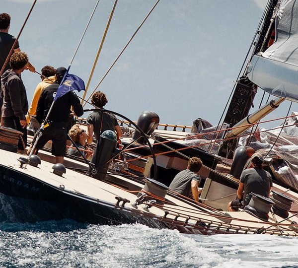 Yacht Racing  