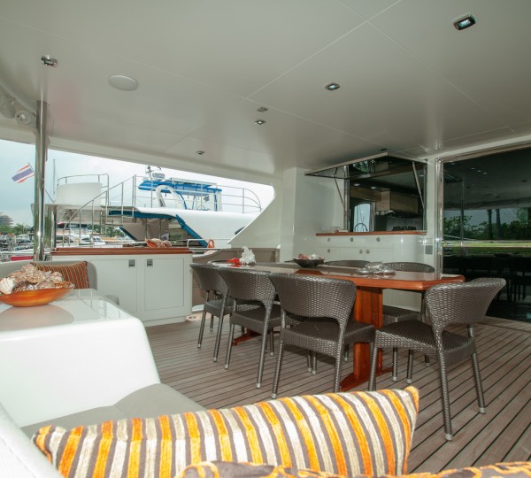 Aft Deck Alfresco Dining Area