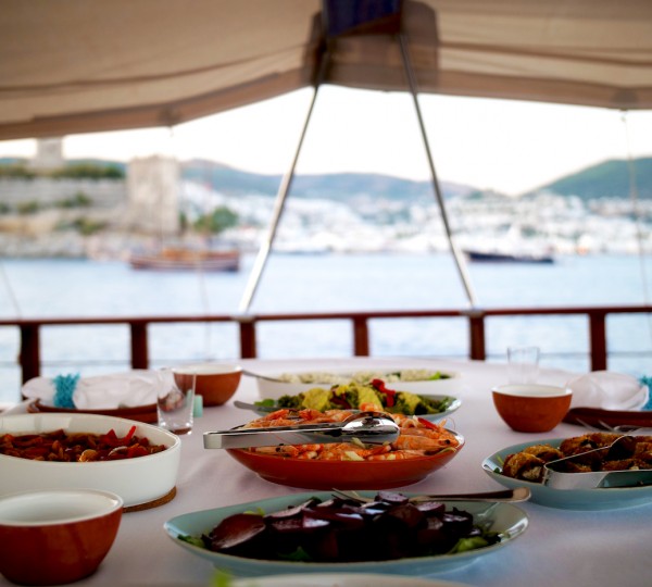 Alfresco Dining Experience