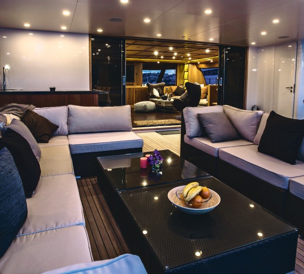 Interior - Saloon Area