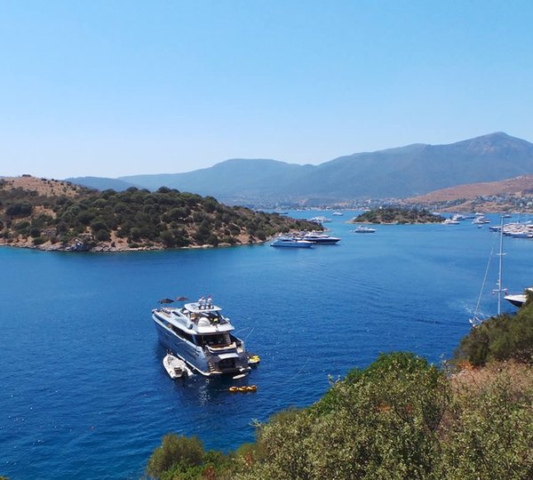 Luxury Motor Yacht Meya Meya