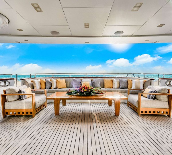 Main Aft Deck Seating