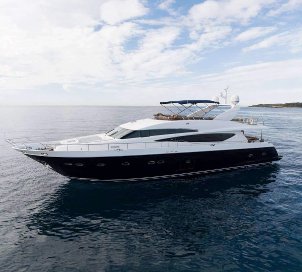 Motor Yacht Blue Eyes