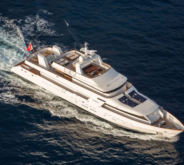 Motor Yacht CURIOSITY