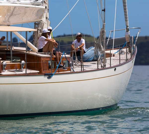 Sailing Yacht KEALOHA