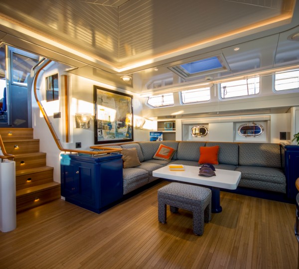 Saloon With Large Sofa