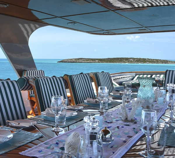 Sun Deck Alfresco Dining Set Up