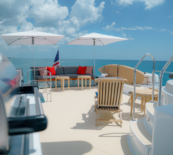 Sun Deck With Jacuzzi