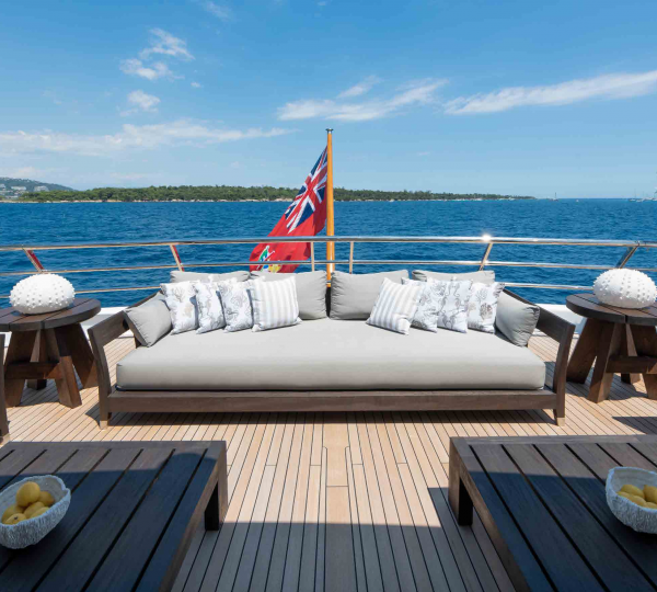 Upper Deck Seating Aft