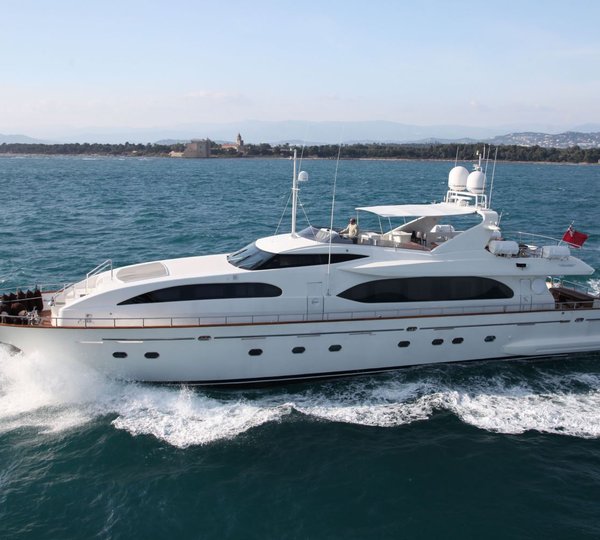 Yacht YLANG YLANG By Falcon 
