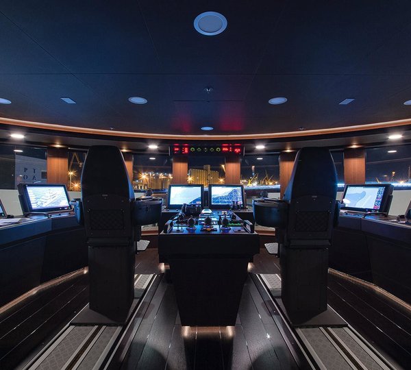 The 101m Yacht I DYNASTY