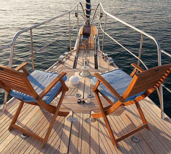 The 20m Yacht MYOSOTIS