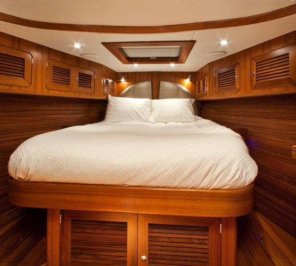 The 21m Yacht ARCHANGEL