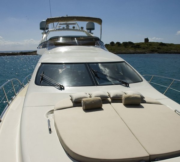 The 21m Yacht LADY RENEE