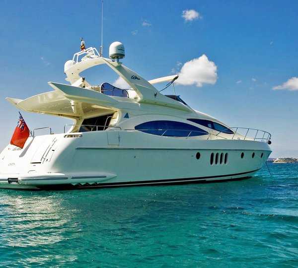 The 21m Yacht LADY RENEE