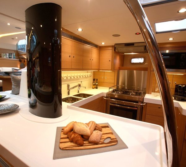 The 22m Yacht SPIRIT OF PHANTOM