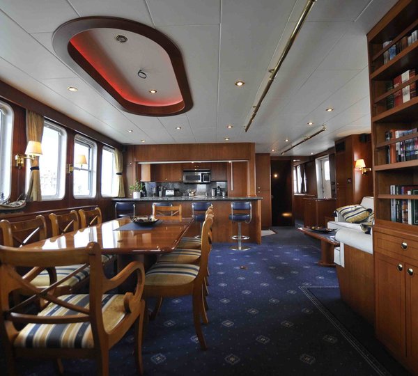 The 23m Yacht DEVILS ADVOCATE