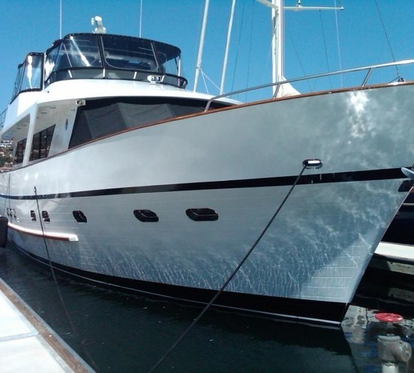 The 23m Yacht ZIA