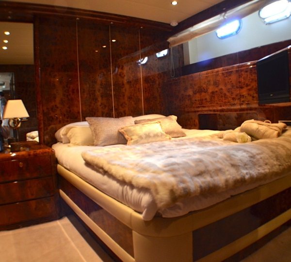 The 25m Yacht OF VILLA ROMANA