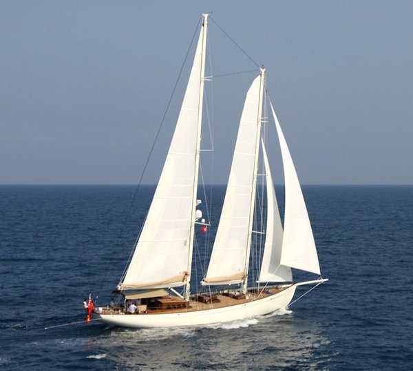 The 25m Yacht SHINDELA