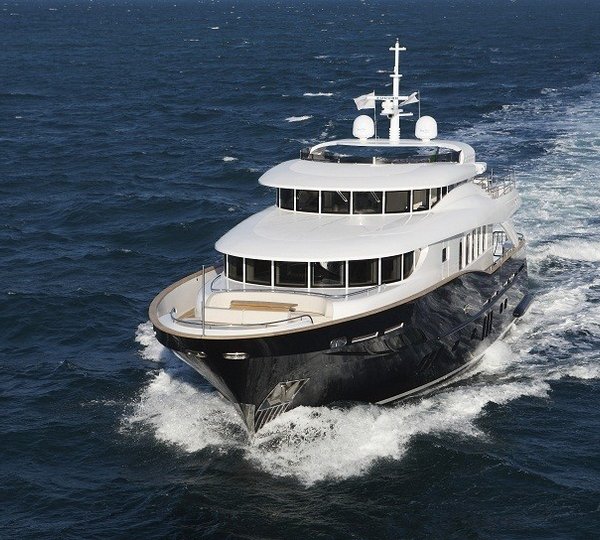 The 26m Yacht SAKATA