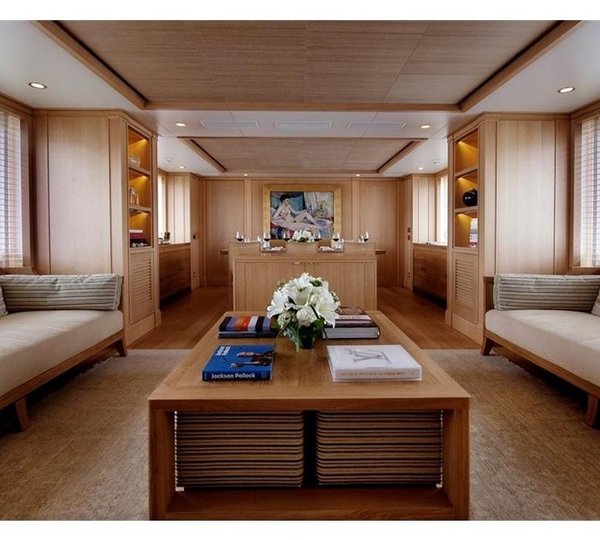 The 27m Yacht BELLE ISLE