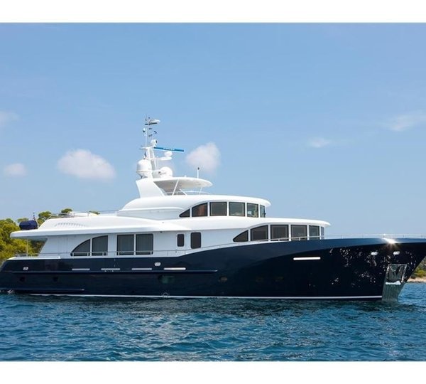 The 27m Yacht BELLE ISLE