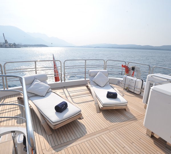 The 27m Yacht GATSBY