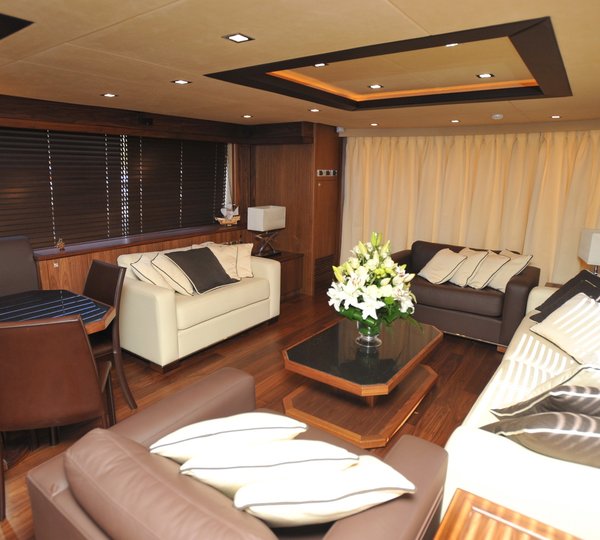 The 27m Yacht GATSBY