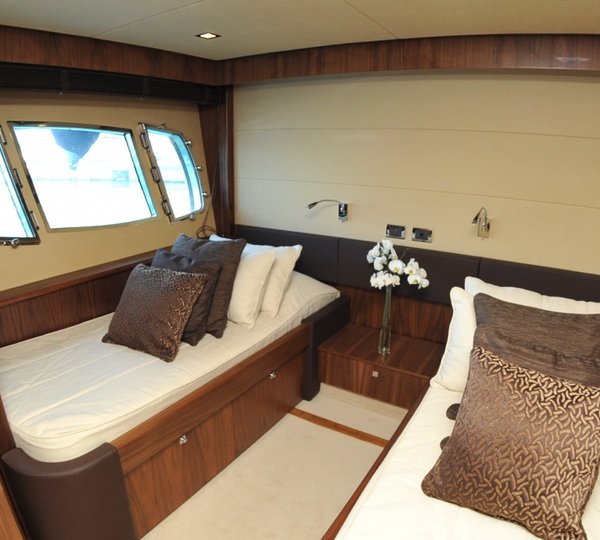 The 27m Yacht GATSBY