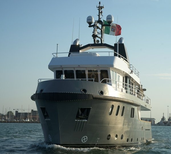 The 27m Yacht IRIE MAN