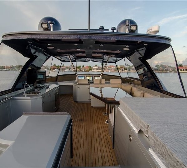 The 28m Yacht ALGORYTHM