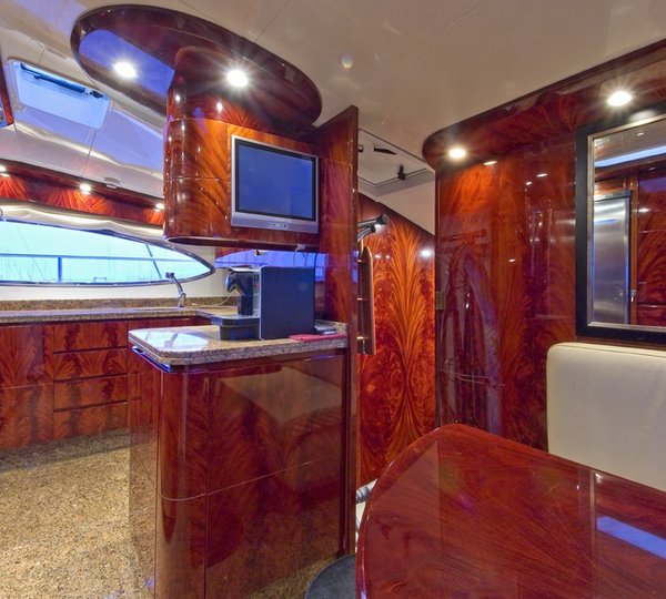 The 28m Yacht MARTELLO