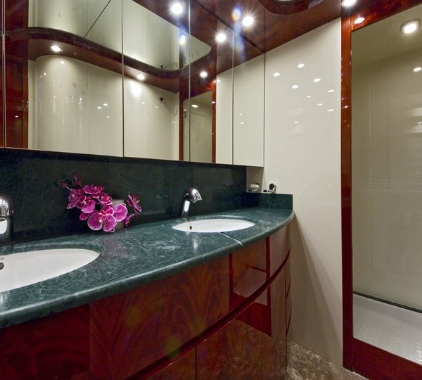 The 28m Yacht MARTELLO