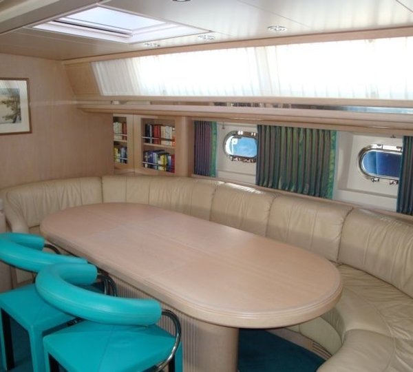 The 29m Yacht FLYING MAGIC