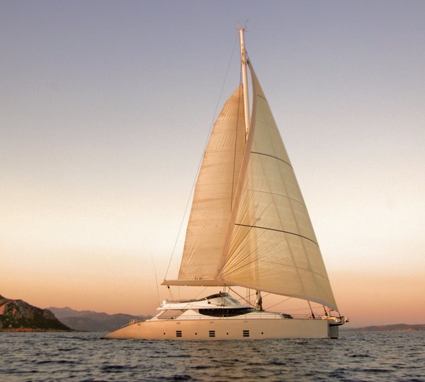 The 29m Yacht HUTIANE