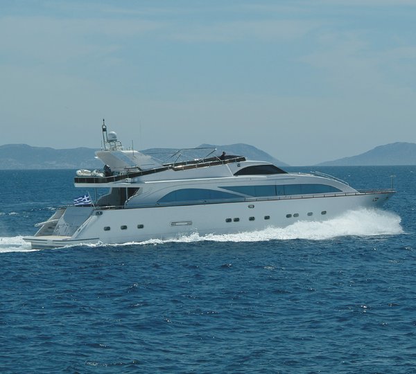The 30m Yacht DREAM B